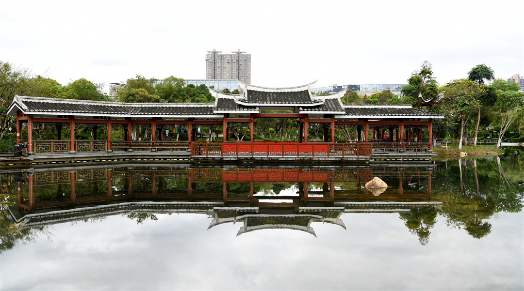 福建龙岩石锣鼓湿地公园1（吕洪荣摄）.jpg